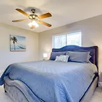 Waterfront Villa With Pool About 5 Mi To Ybor City!