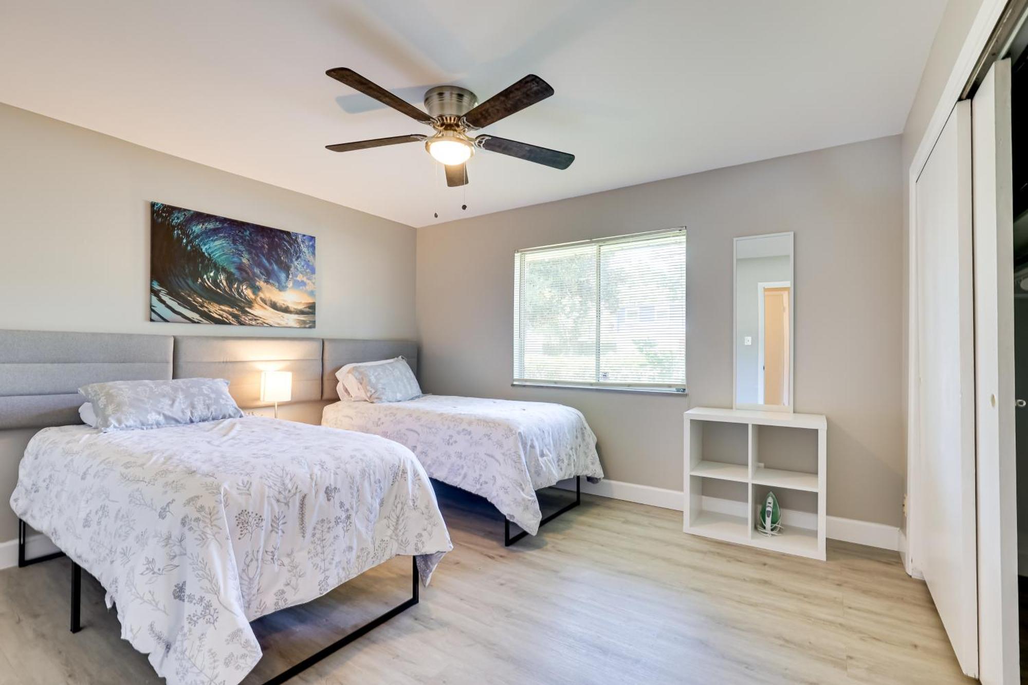 Holiday home Waterfront With Pool About 5 Mi To Ybor City! *
