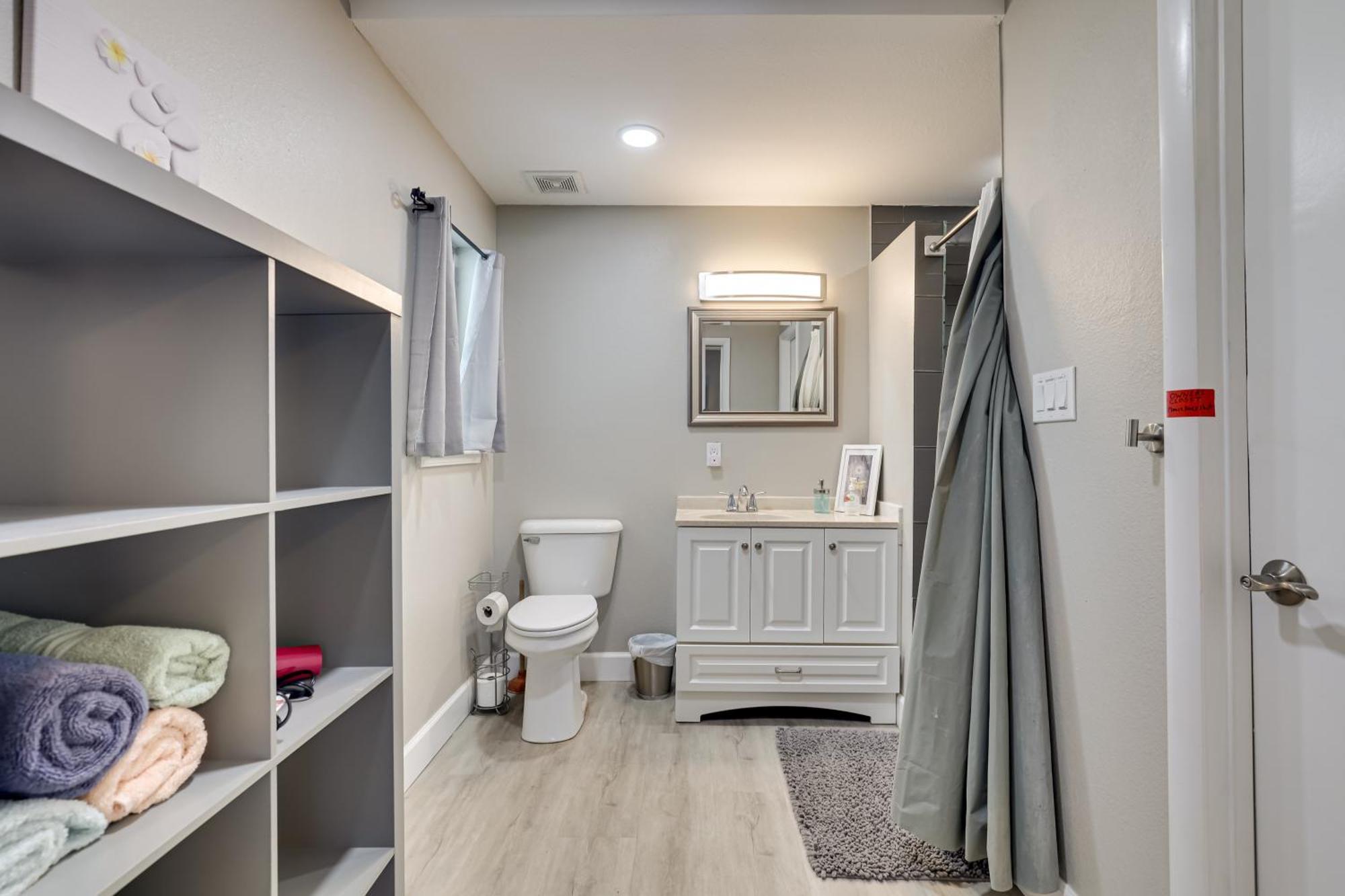 Holiday home Waterfront With Pool About 5 Mi To Ybor City! *
